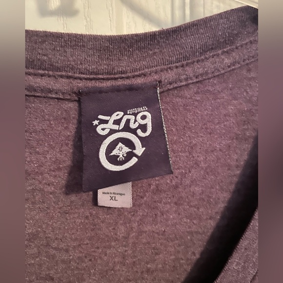 Lrg tee - Picture 3 of 3